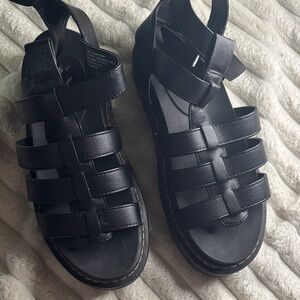 UNIONBAY Black Sandals with Straps